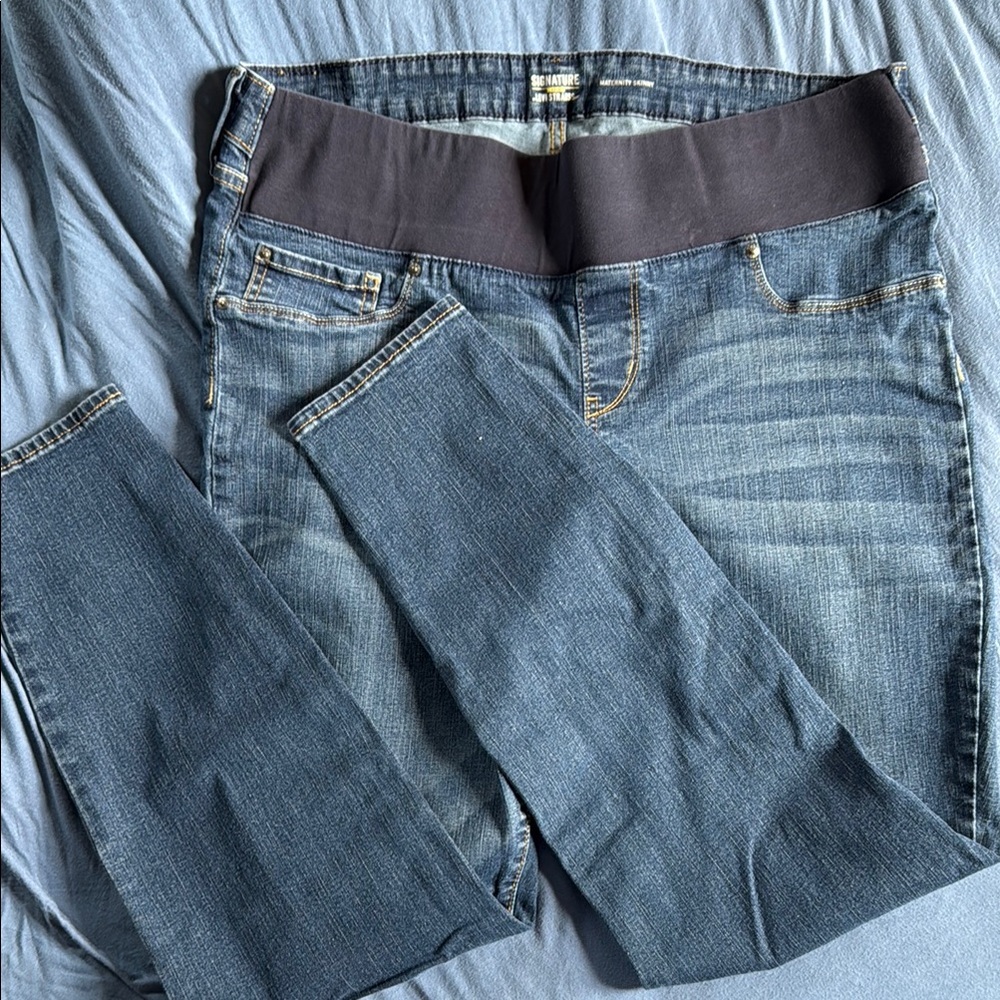 Levi’s Maternity Blue Jeans